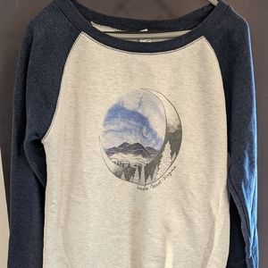 Snowshoe WV crew neck sweater women's large